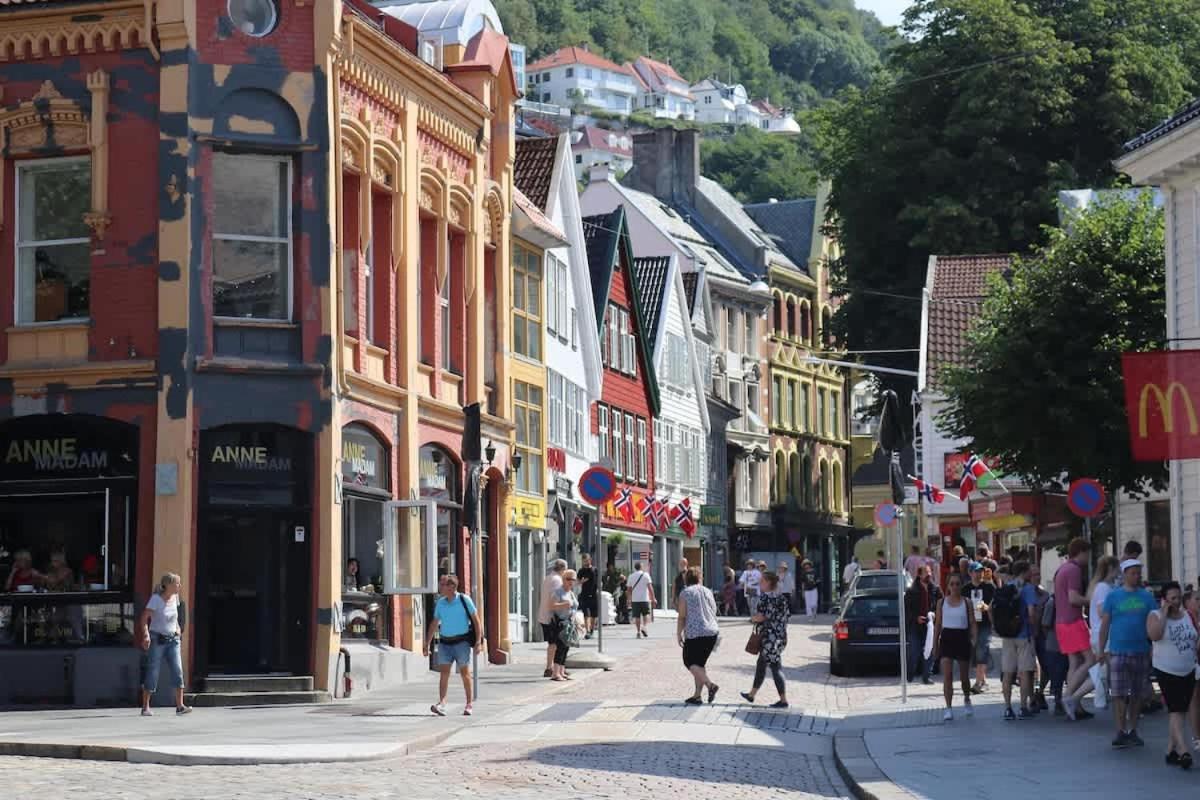 Dinbnb Apartments I Family Dream In Bergen I Playroom I Private Garden Esterno foto